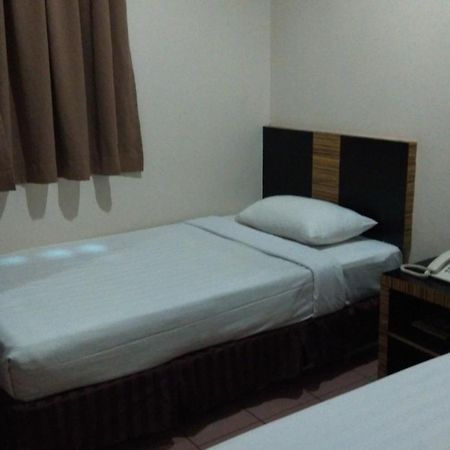 Hotel Traveller Кота Кинабалу Стая снимка