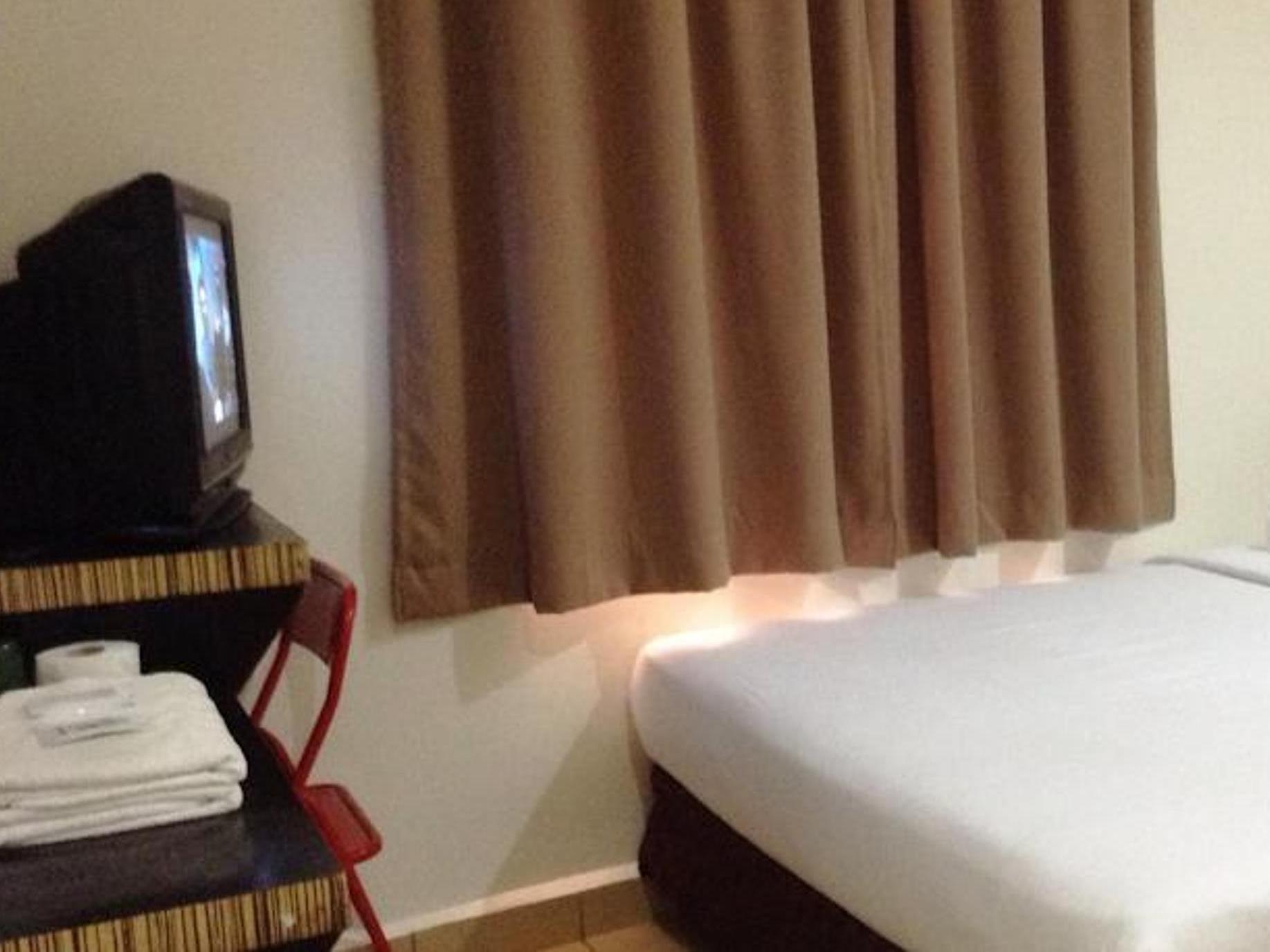 Hotel Traveller Кота Кинабалу Екстериор снимка